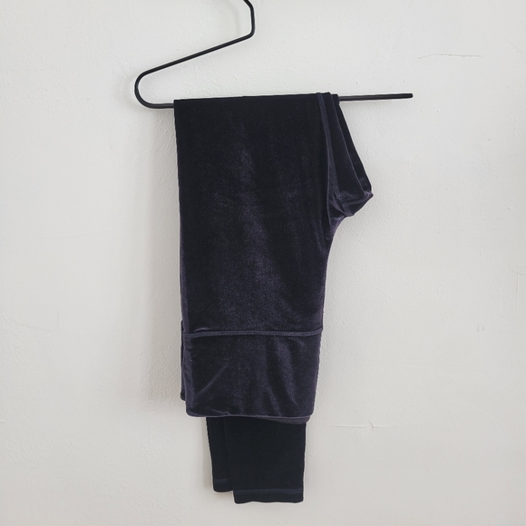 Tall Athleta Elation High Rise Velvet Tight - Picture 6 of 6